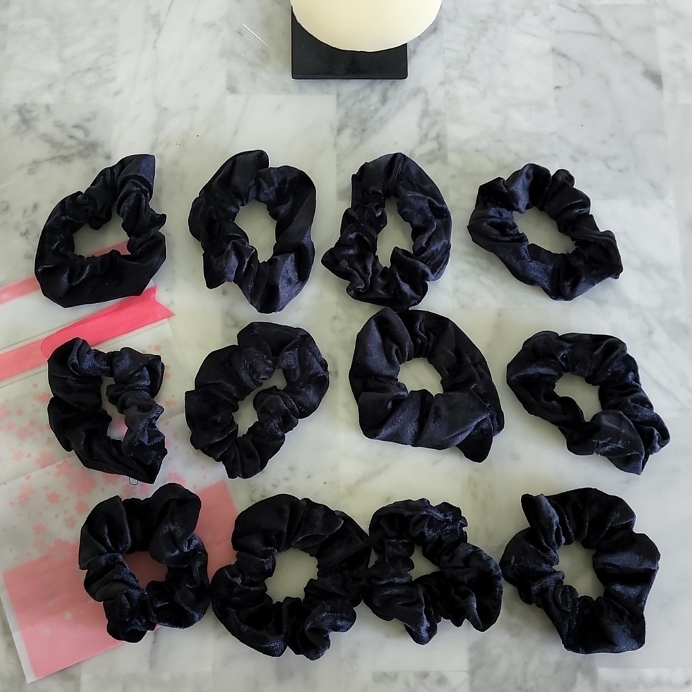 12 velvet hair ties